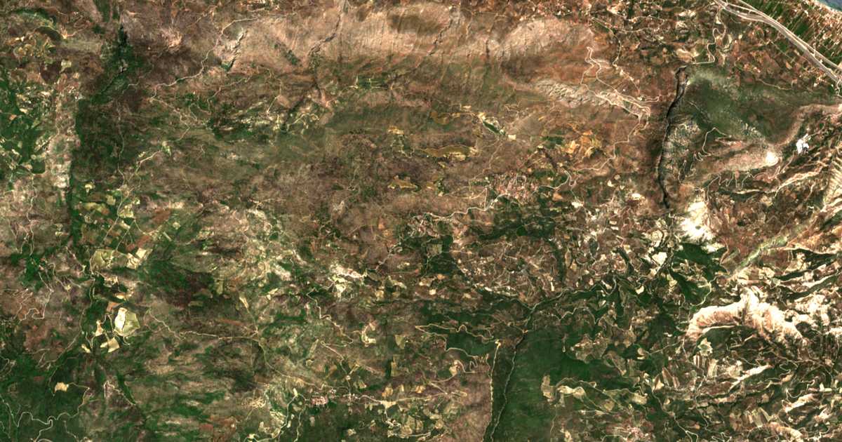 Hartă satelitară: Néai Vrysoúlai
