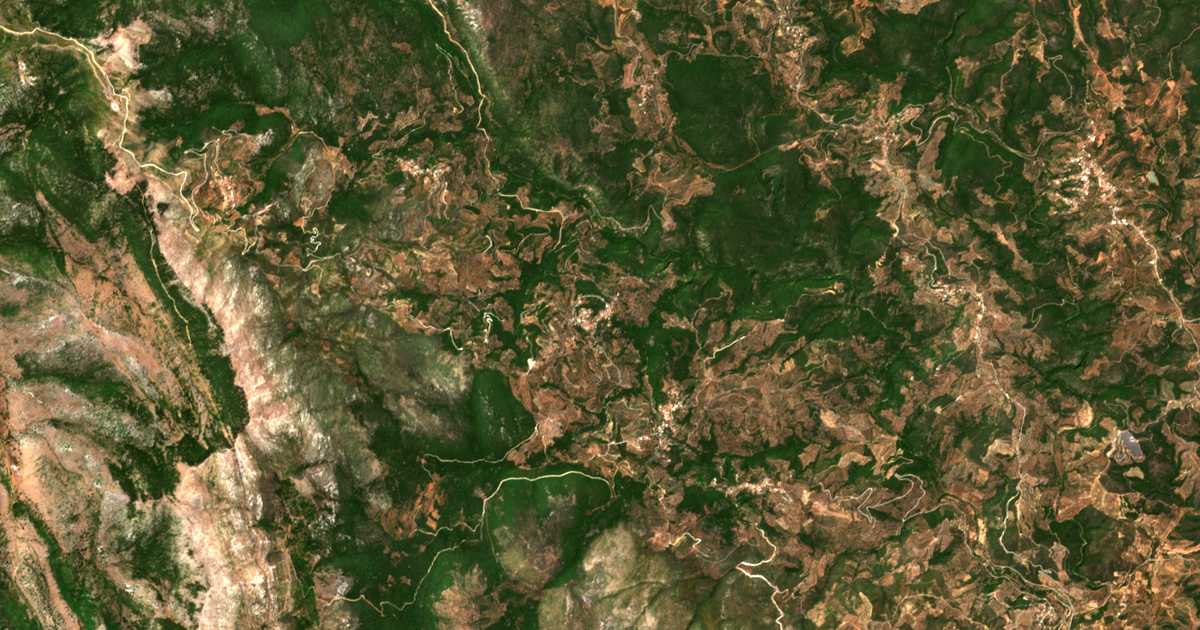 Hartă satelitară: Ágios Nikólaos