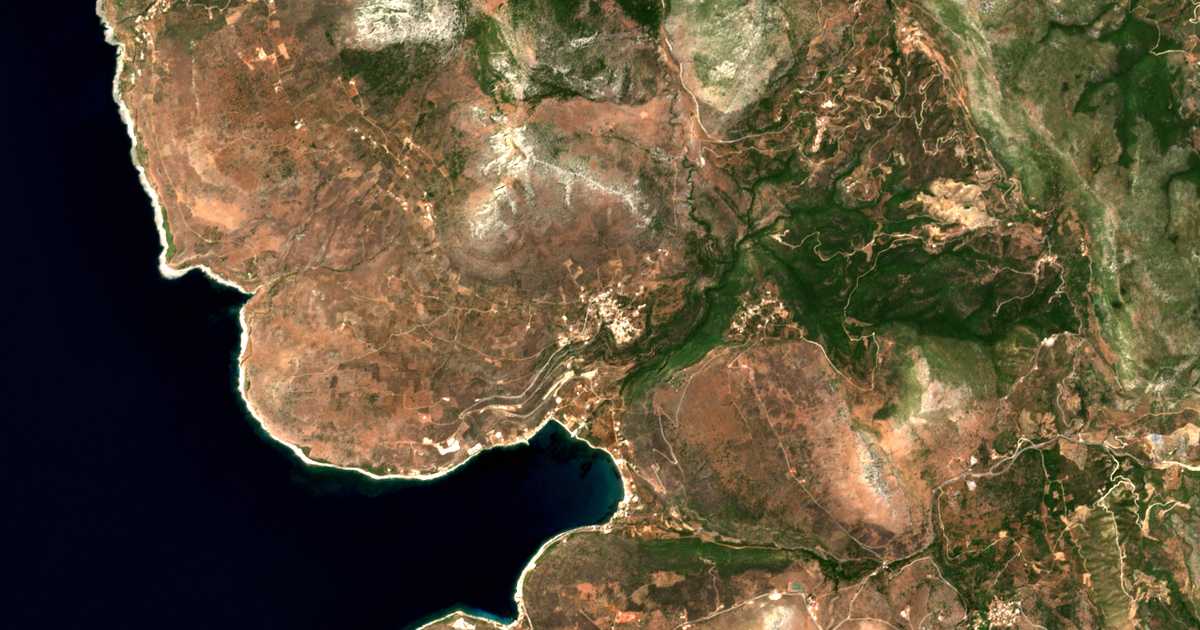 Hartă satelitară: Oítylon