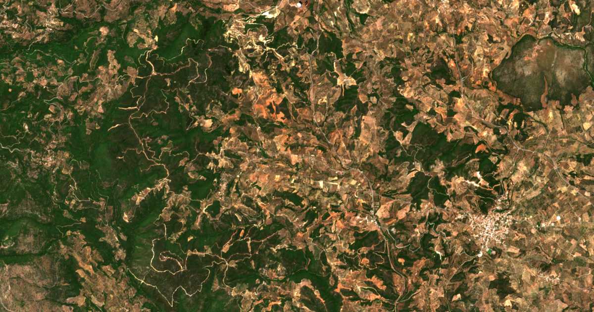 Hartă satelitară: Koumánoi
