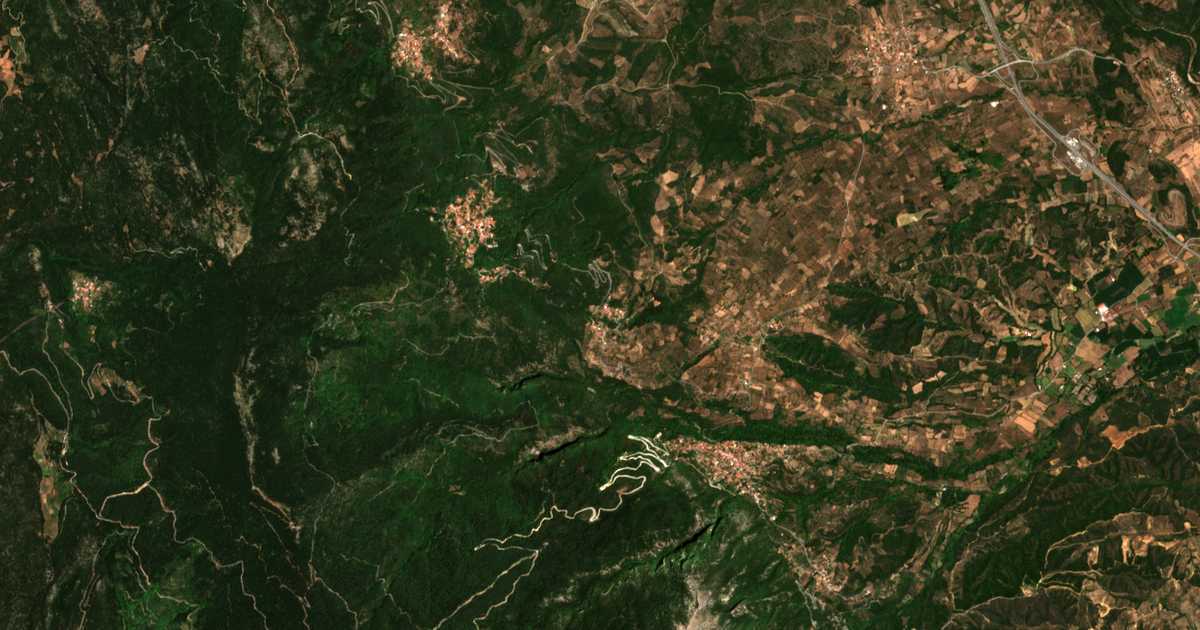 Hartă satelitară: Alevroú