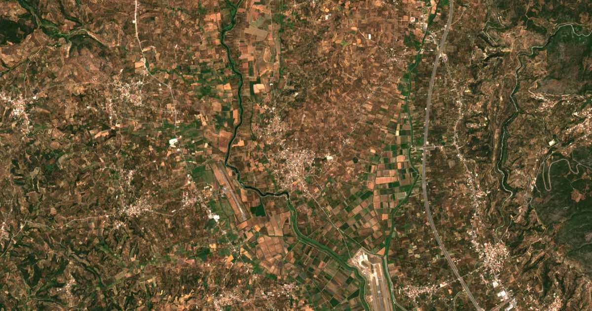 Hartă satelitară: Áris