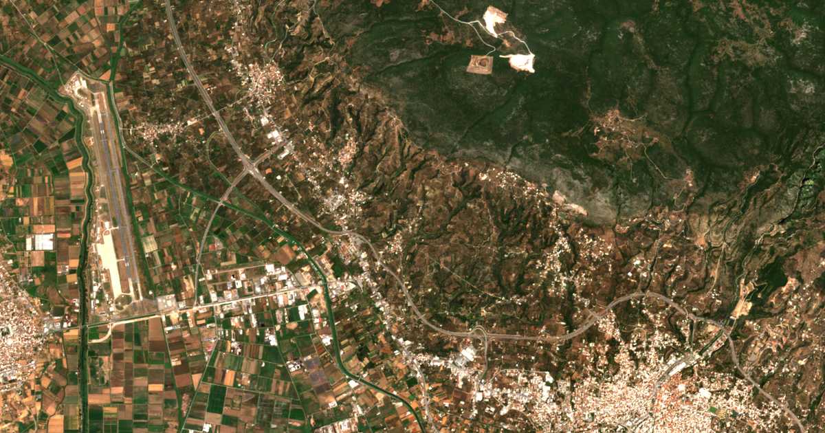 Hartă satelitară: Katsíkovon