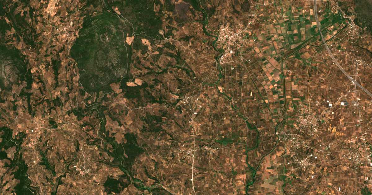 Hartă satelitară: Lámpaina
