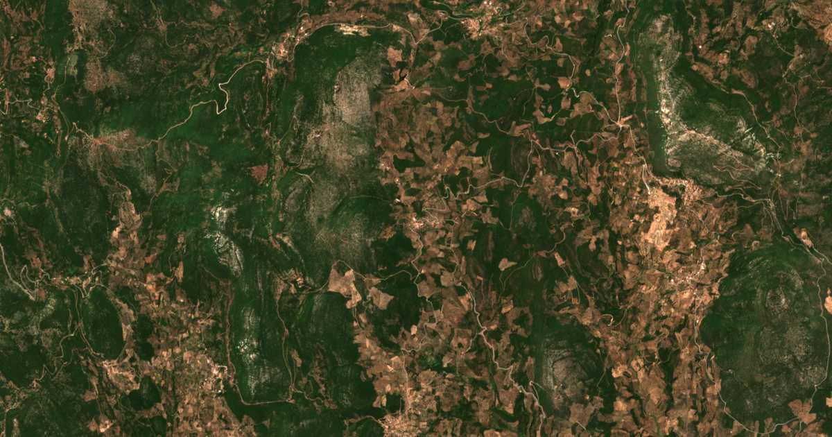 Hartă satelitară: Petrálona