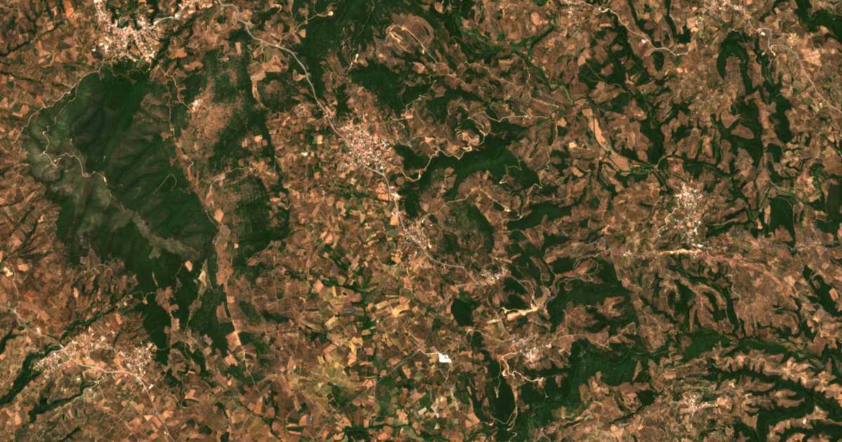 Hartă satelitară: Petrítsion
