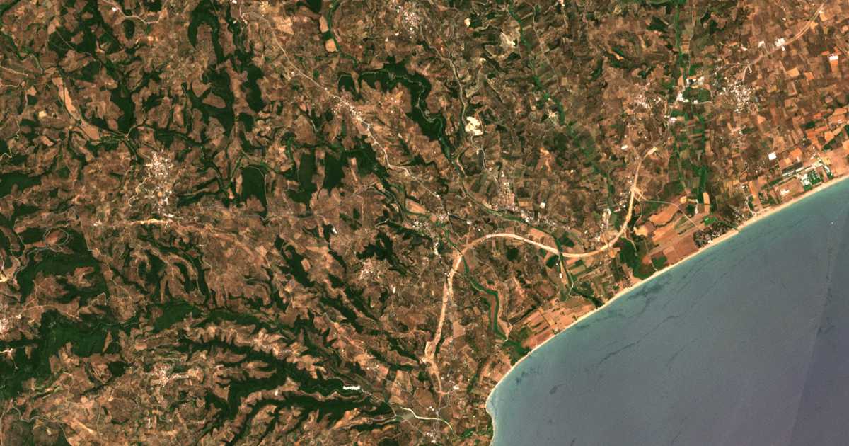 Hartă satelitară: Rizómylos