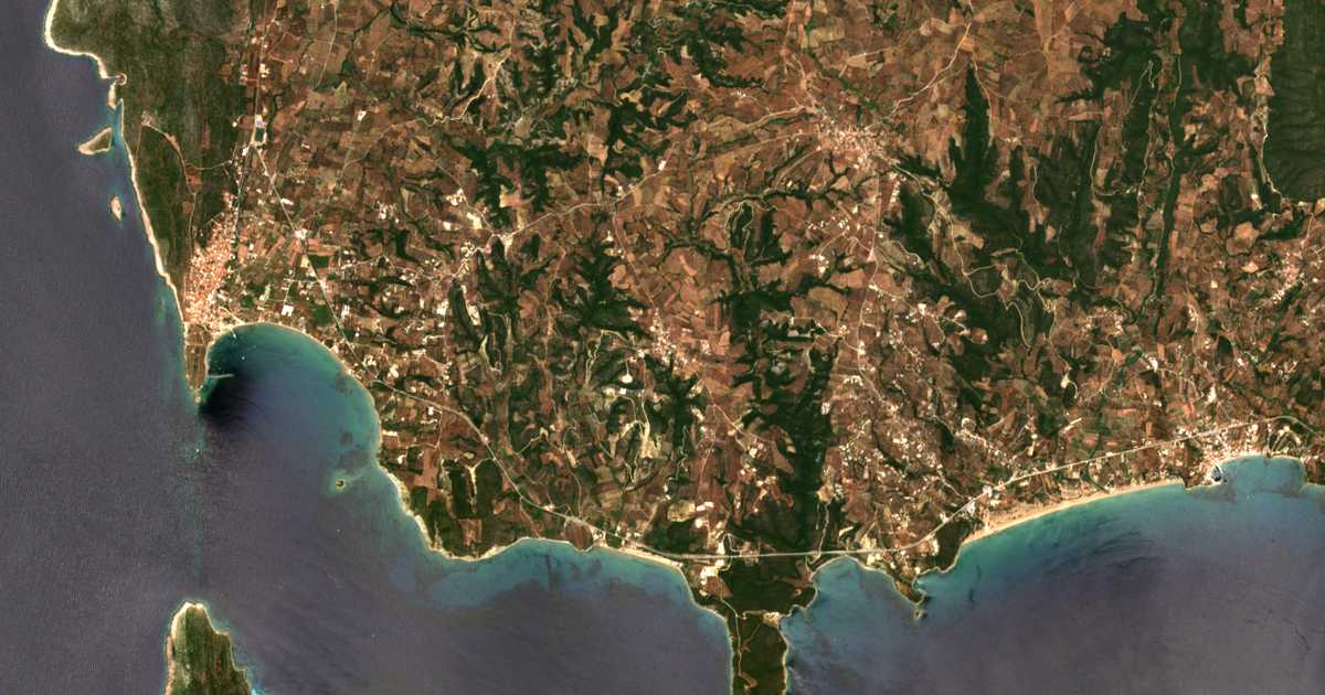 Hartă satelitară: Foiníki