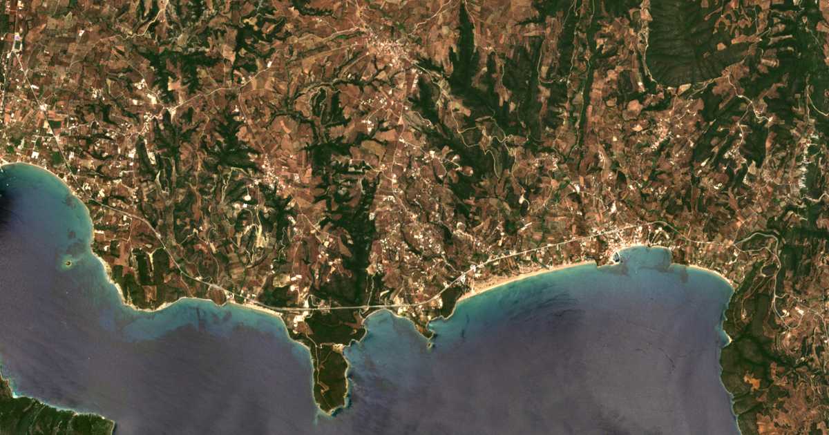 Hartă satelitară: Kamária