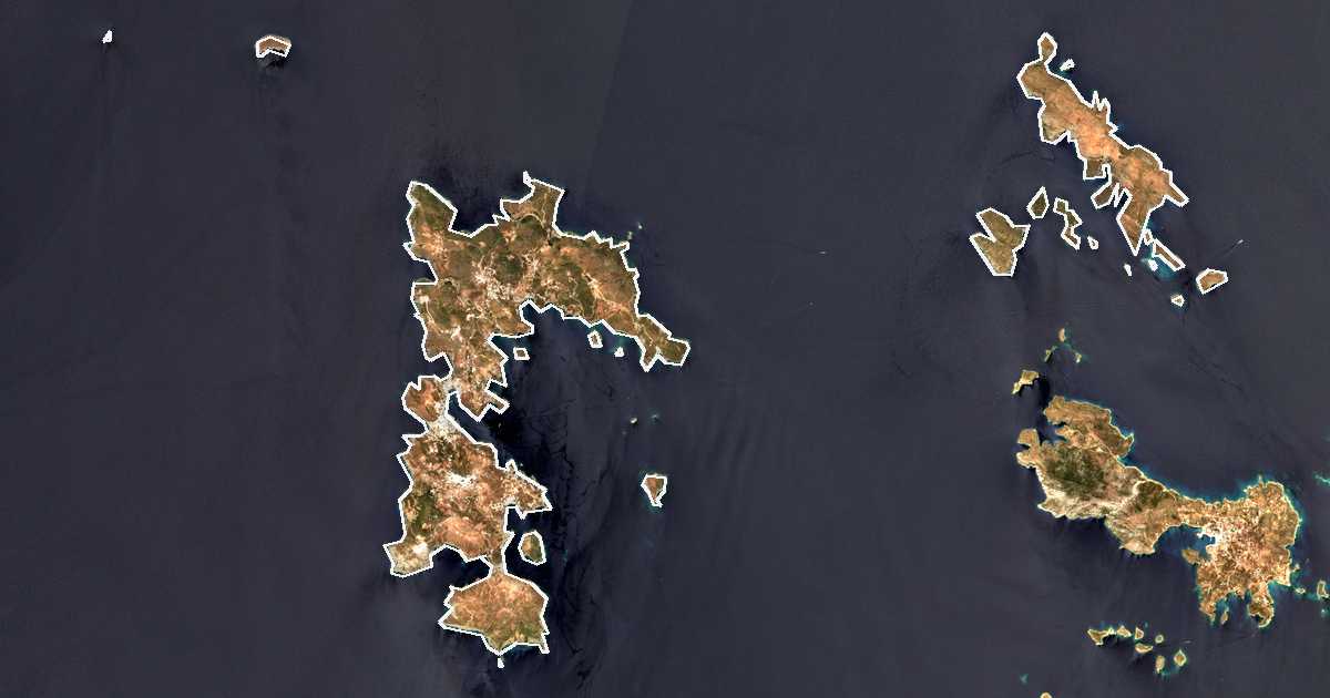 Imagine din satelit cu limita trasată: Insula Patmos