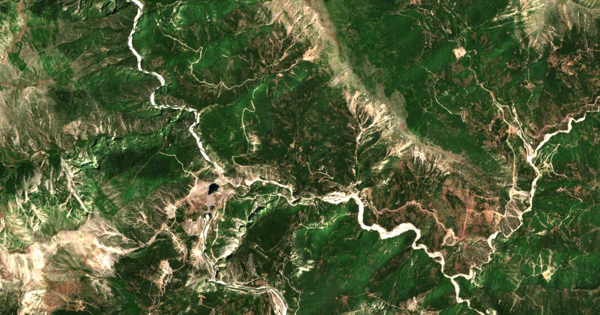 Hartă satelitară: Petrotón