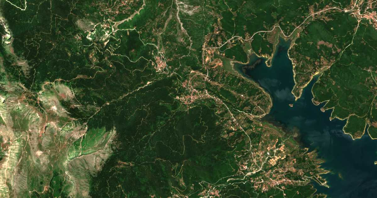Hartă satelitară: Kryoneri