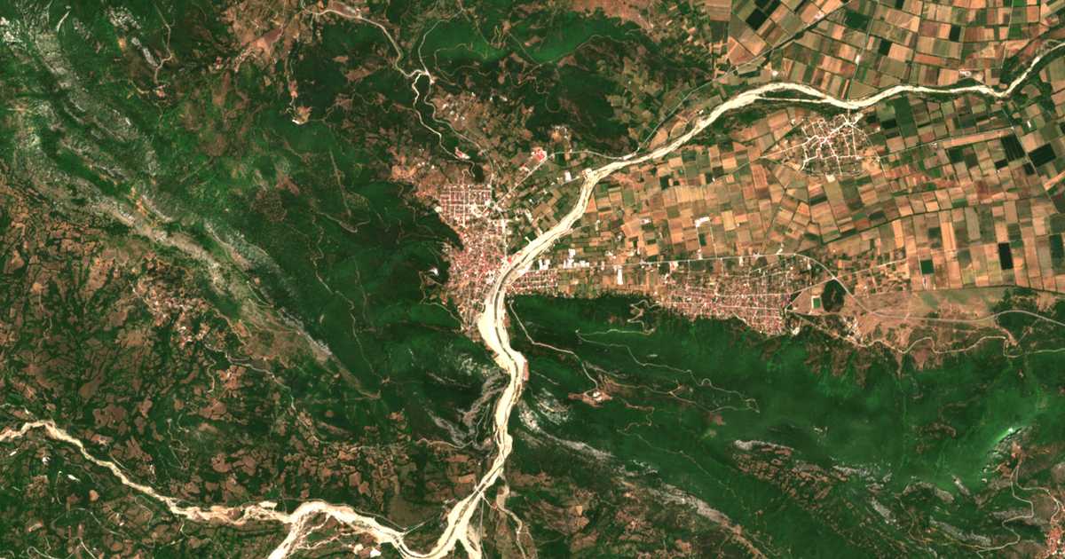 Hartă satelitară: Geórgios Karaïskákis