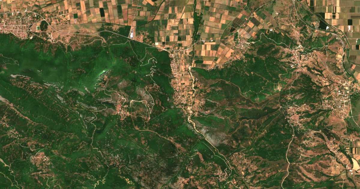 Hartă satelitară: Pýrgos Ithómis
