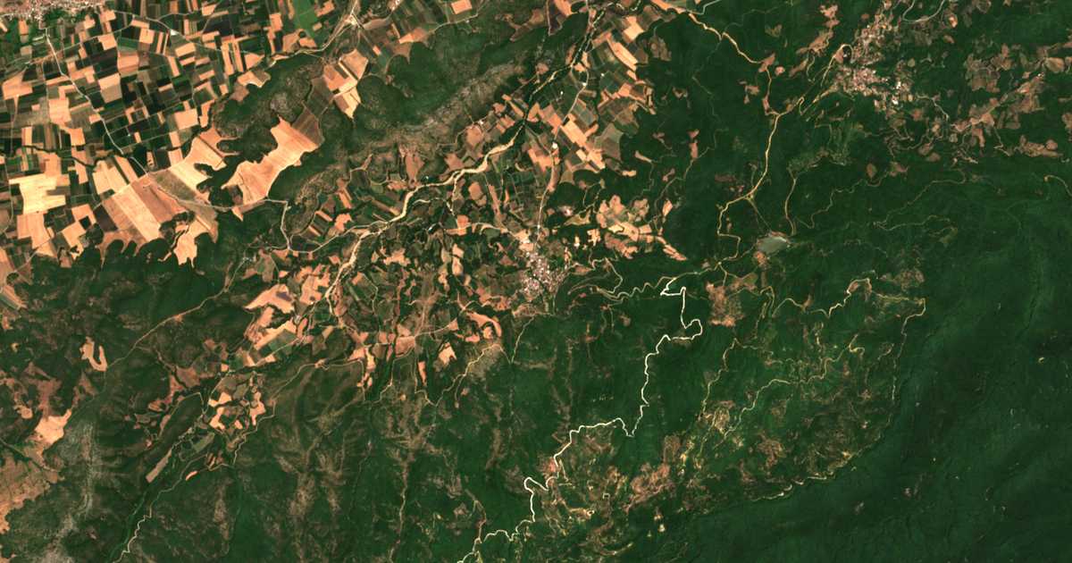 Hartă satelitară: Potamiá
