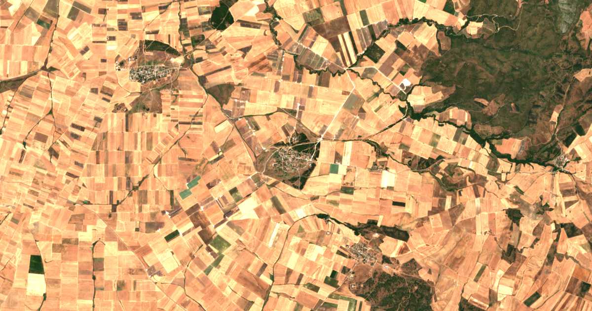 Hartă satelitară: Skotoússa