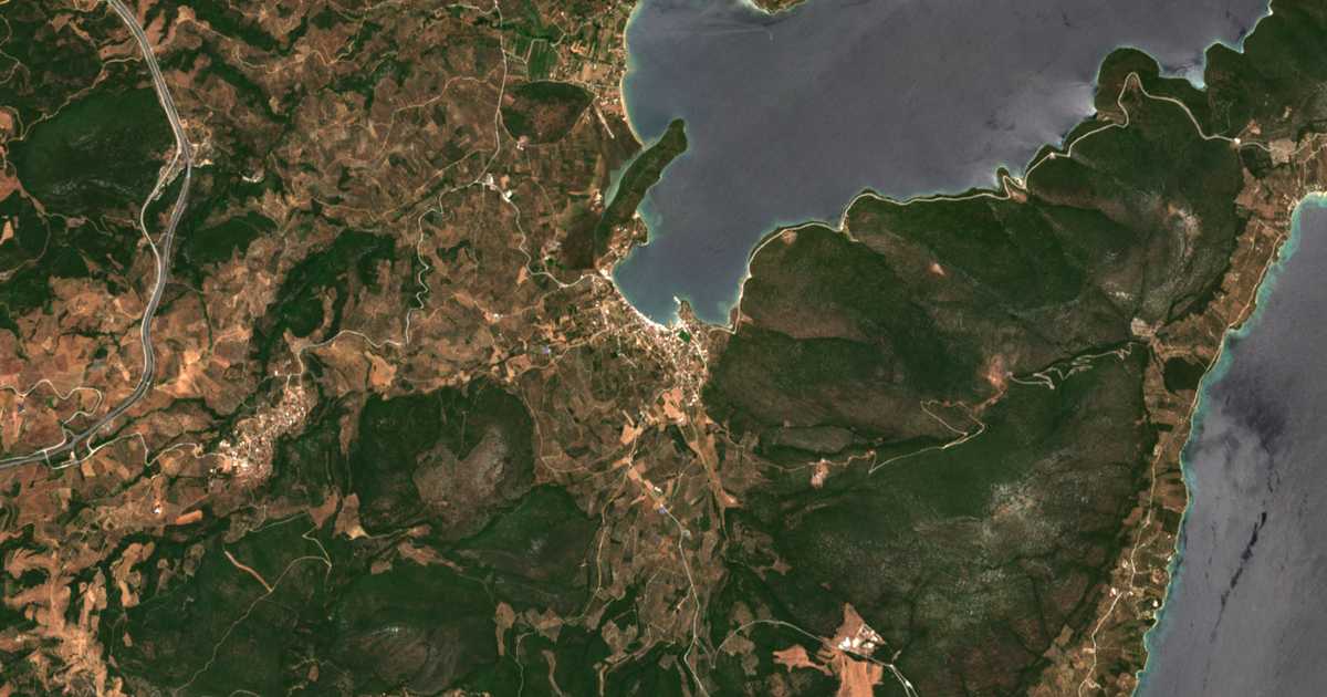Hartă satelitară: Achílleion