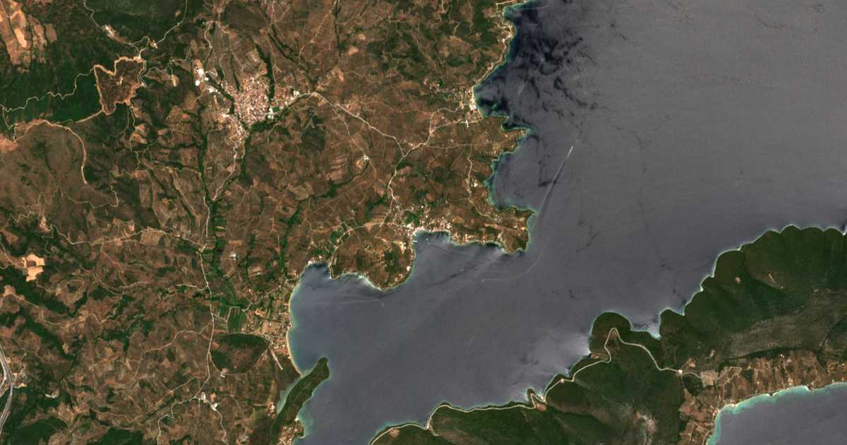 Hartă satelitară: Pigádion
