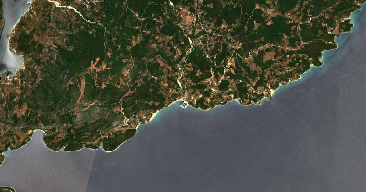 Hartă satelitară: Plataniá
