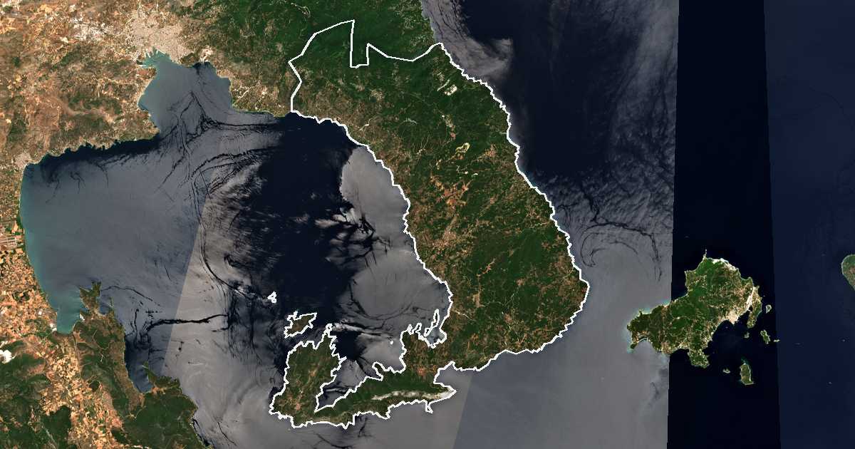 Imagine din satelit cu limita trasată: Dímos Notíou Pilíou