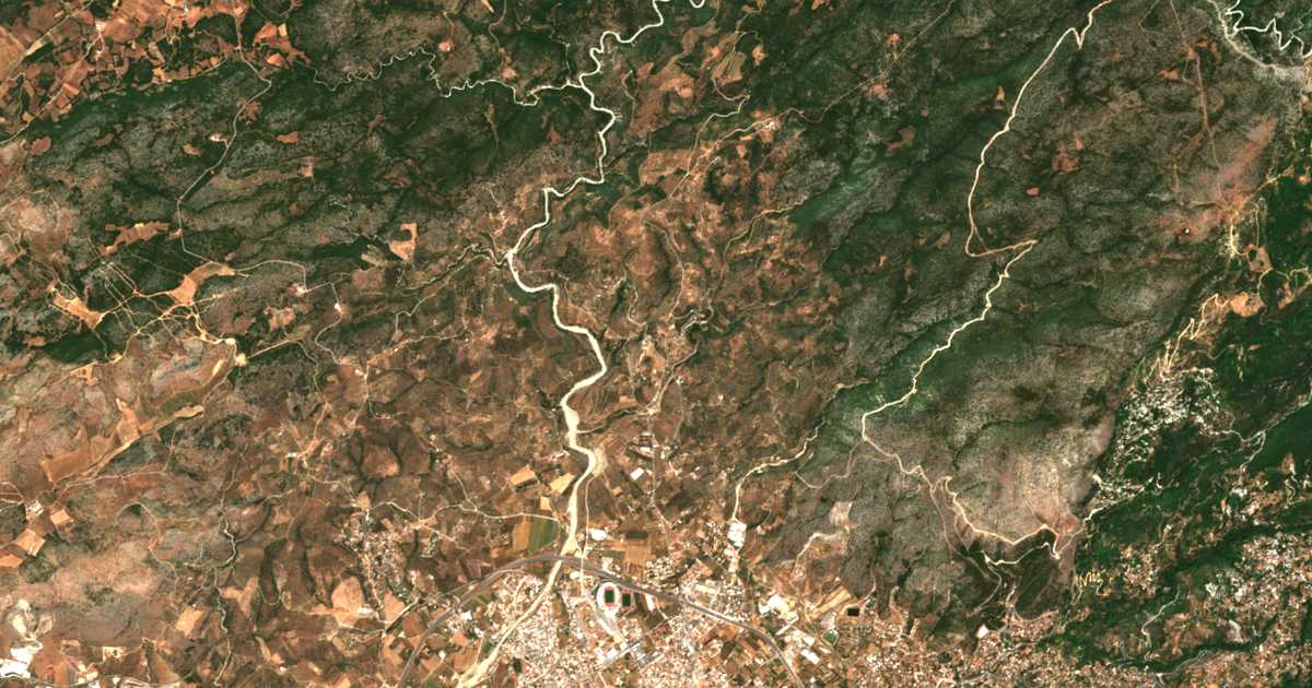Hartă satelitară: Fytókon