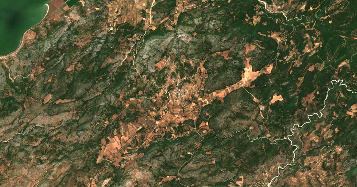 Hartă satelitară: Glafyrá