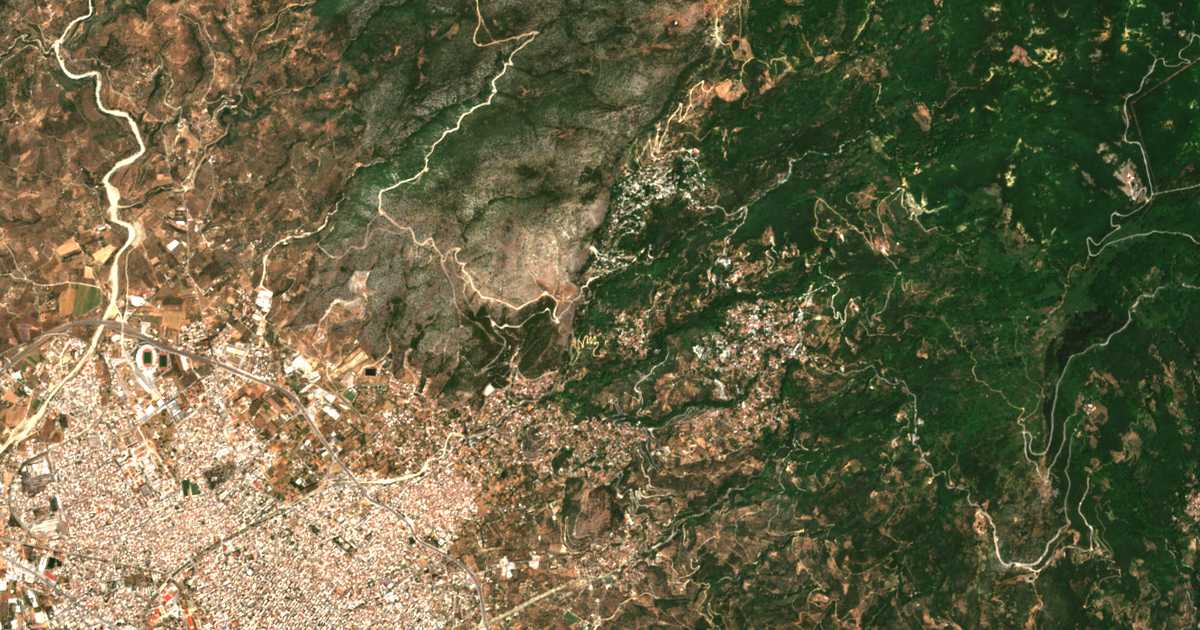 Hartă satelitară: Stagiátai