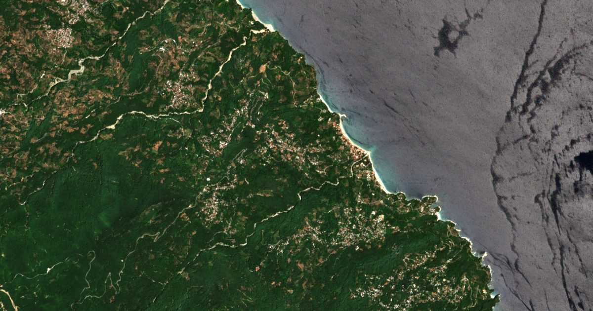 Hartă satelitară: Ágios Dimítrios
