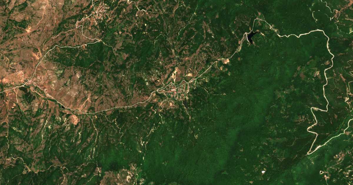 Hartă satelitară: Longá