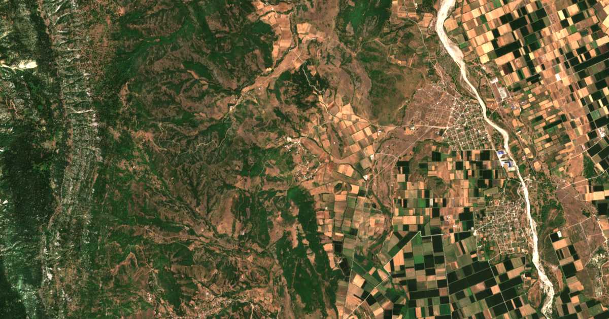 Hartă satelitară: Antalláxima