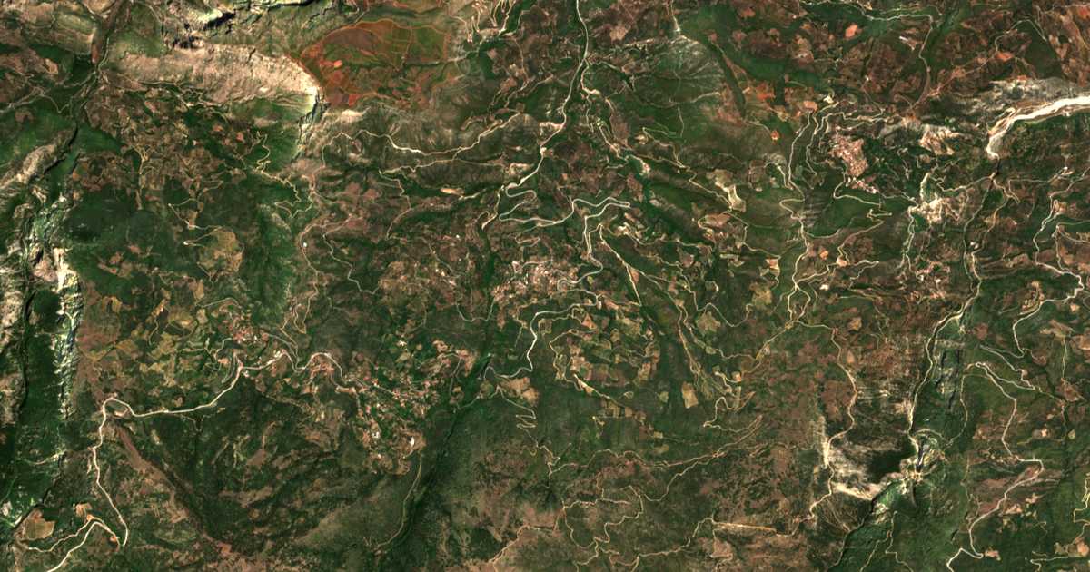 Hartă satelitară: Ano Diakopto