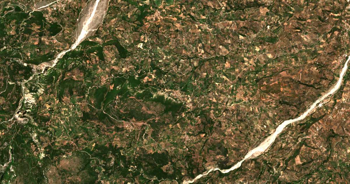 Hartă satelitară: Lákka