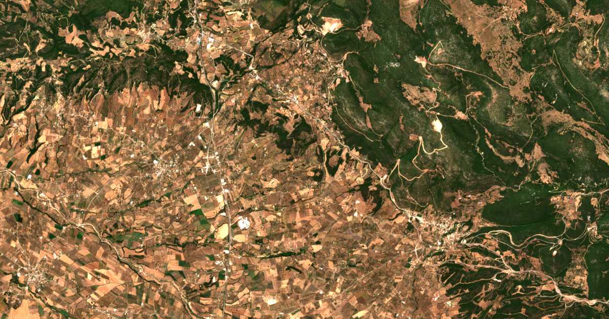 Hartă satelitară: Káto Platanóvrysi