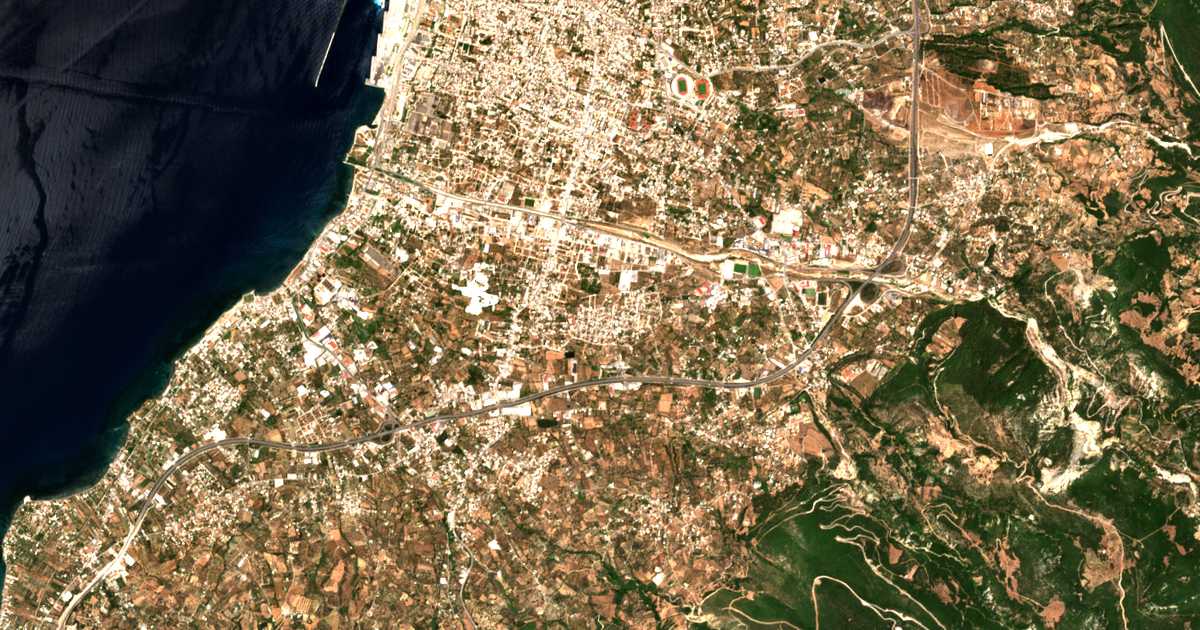 Hartă satelitară: Demenika