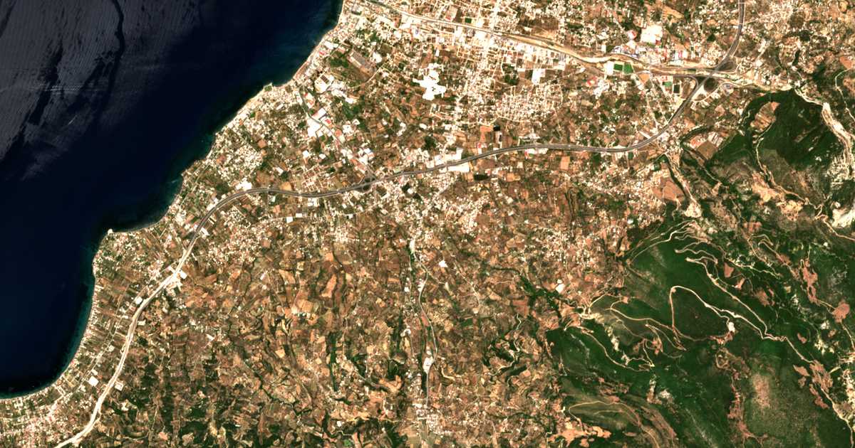 Hartă satelitară: Ovrya
