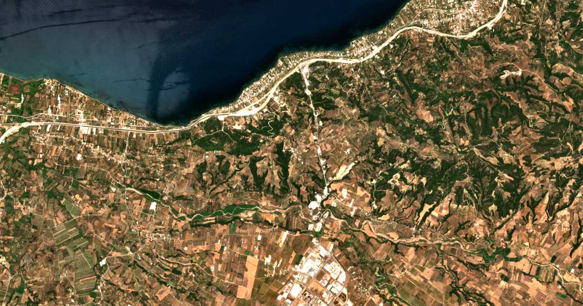 Hartă satelitară: Therianón