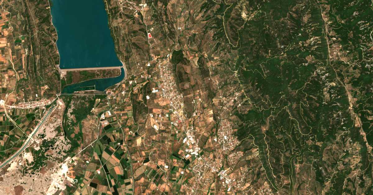 Hartă satelitară: Neápoli