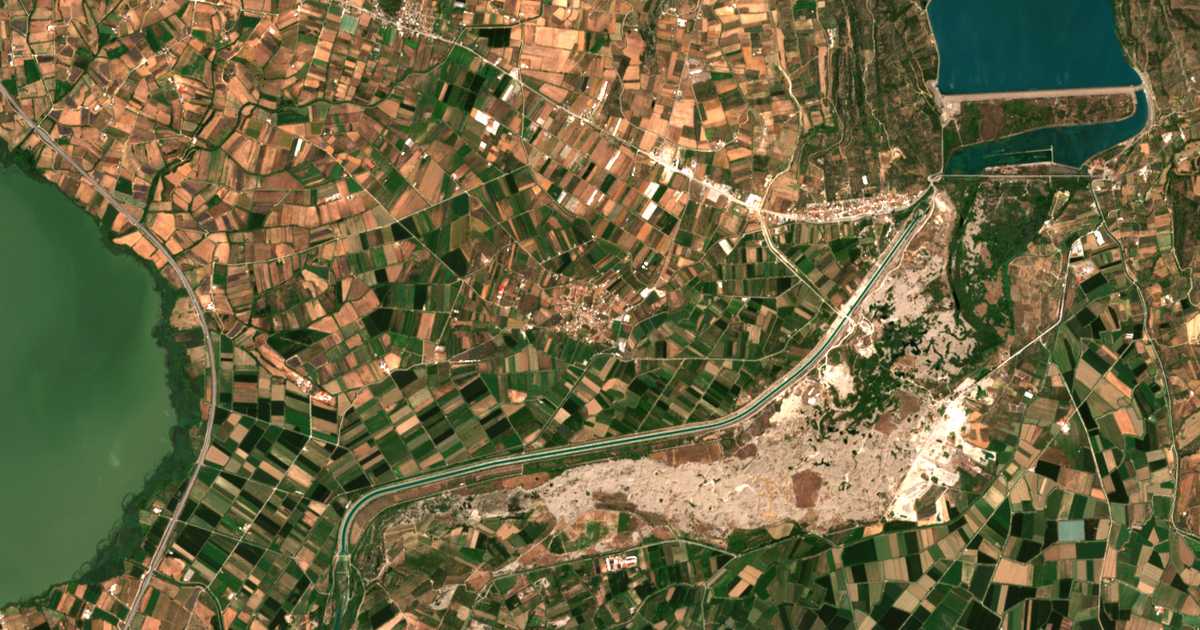 Hartă satelitară: Óchthia