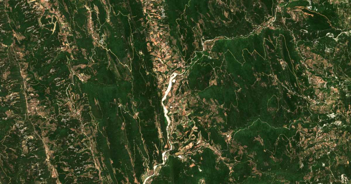 Hartă satelitară: Skouterá