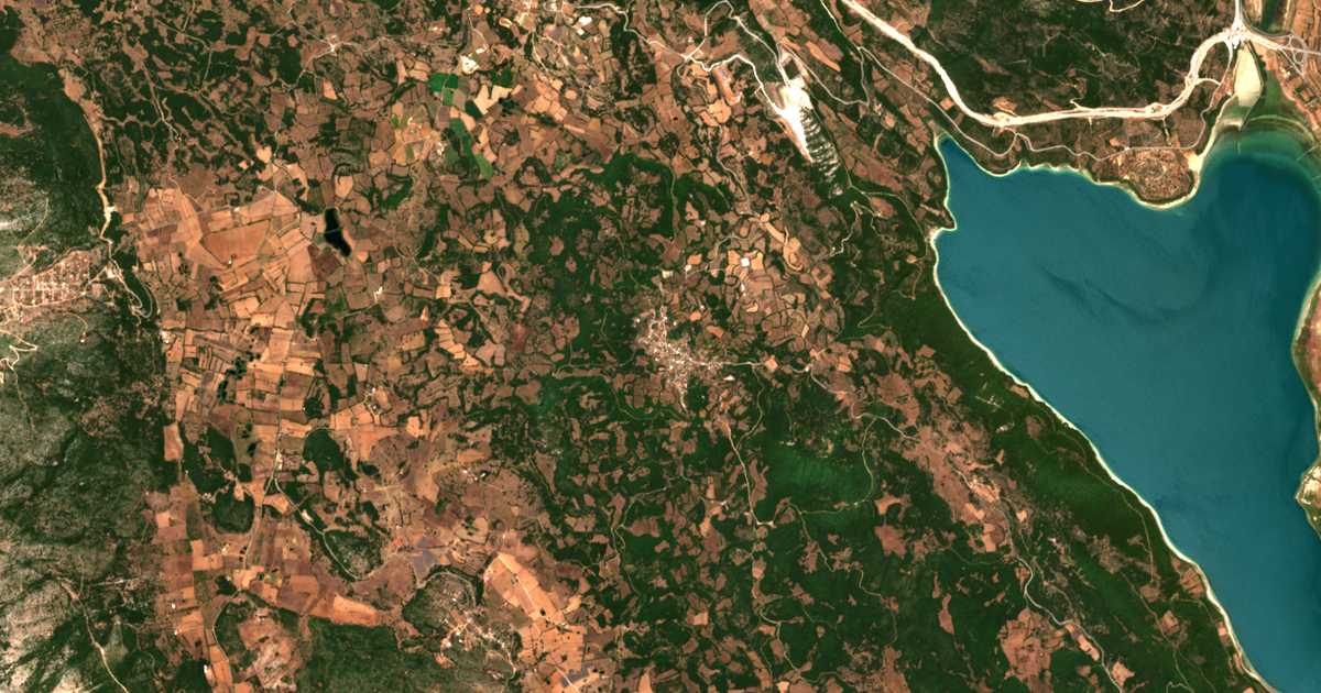 Hartă satelitară: Konopína