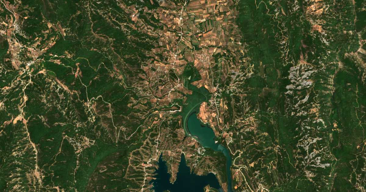 Hartă satelitară: Podogorá