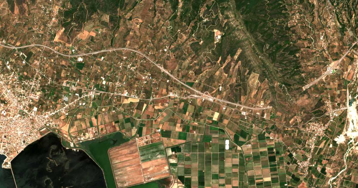 Hartă satelitară: Drosiá