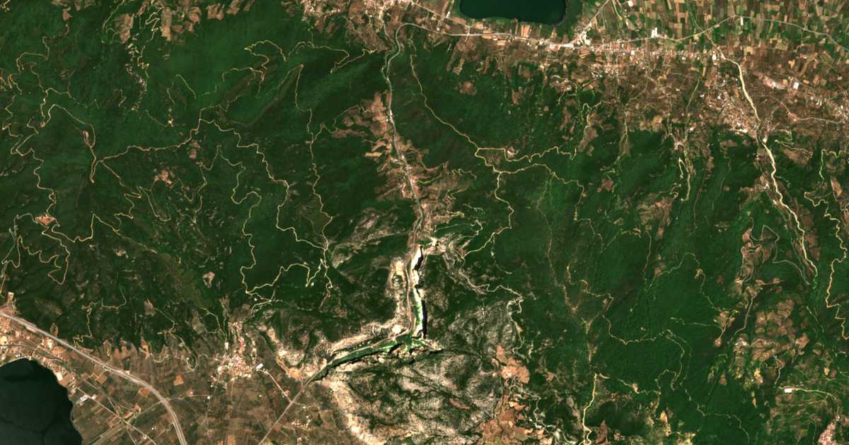 Hartă satelitară: Fragkoulaíika