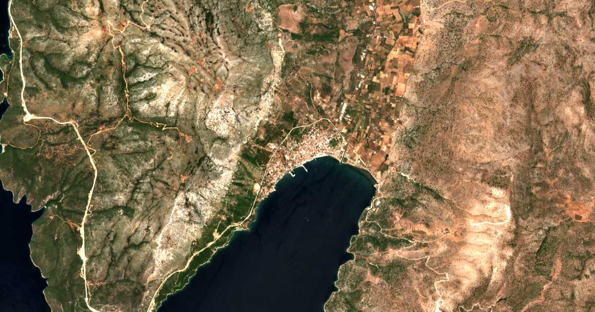 Hartă satelitară: Astakos