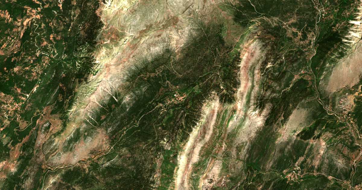 Hartă satelitară: Kryóvrysi