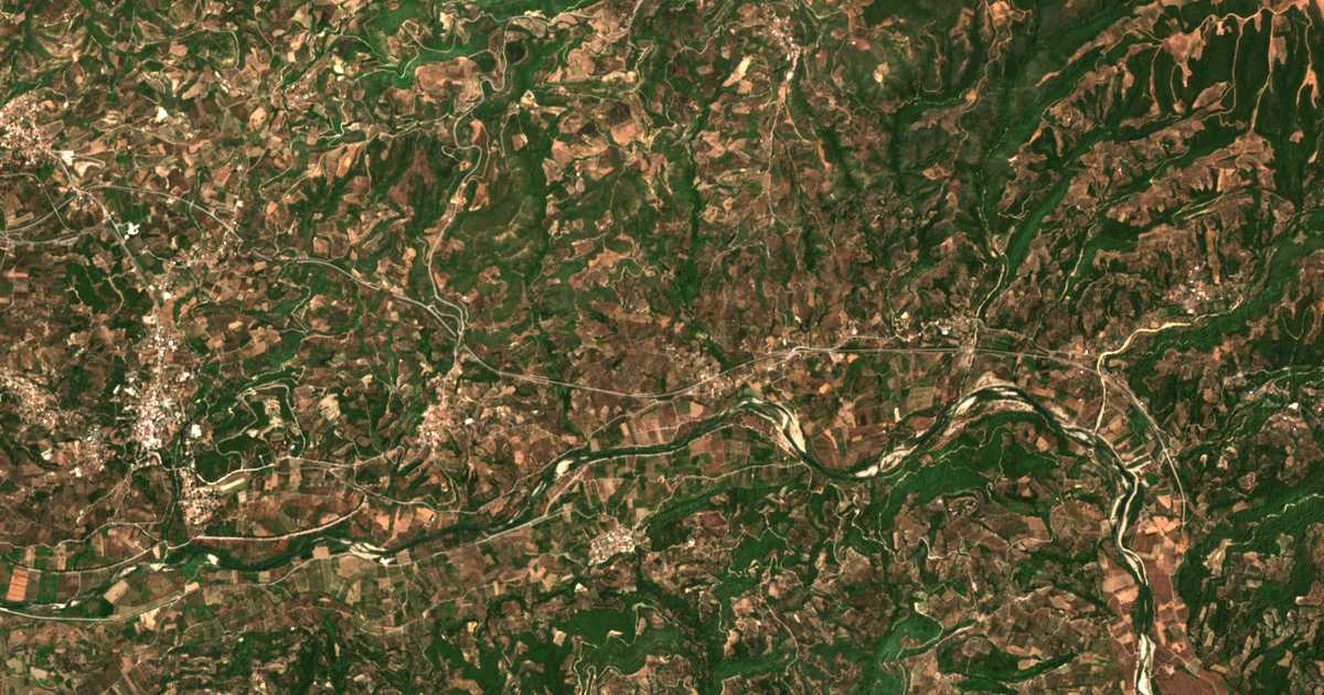 Hartă satelitară: Linariá