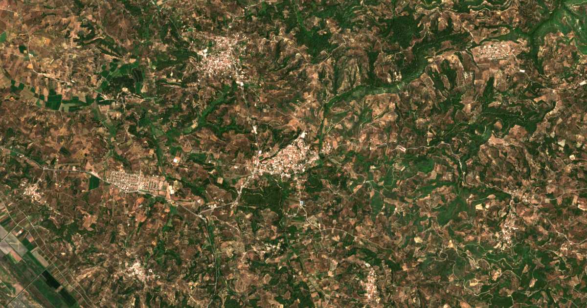 Hartă satelitară: Krestena
