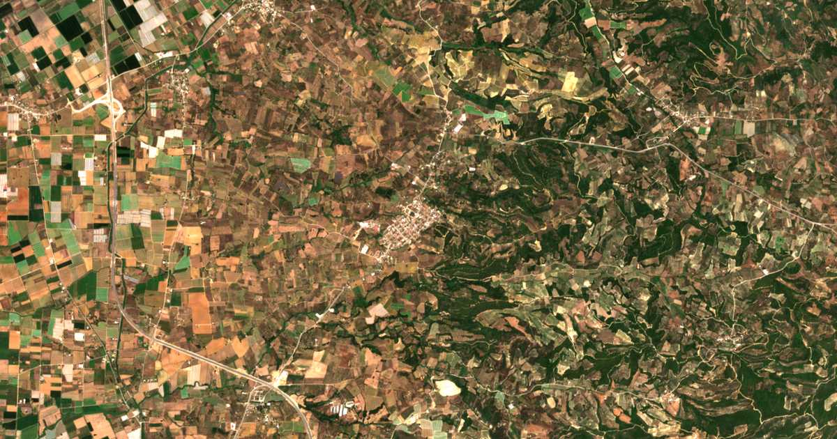 Hartă satelitară: Chavari