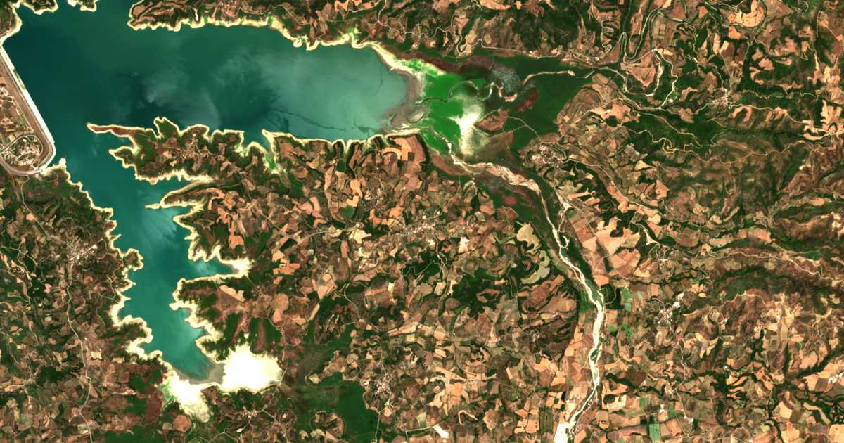 Hartă satelitară: Velanídion
