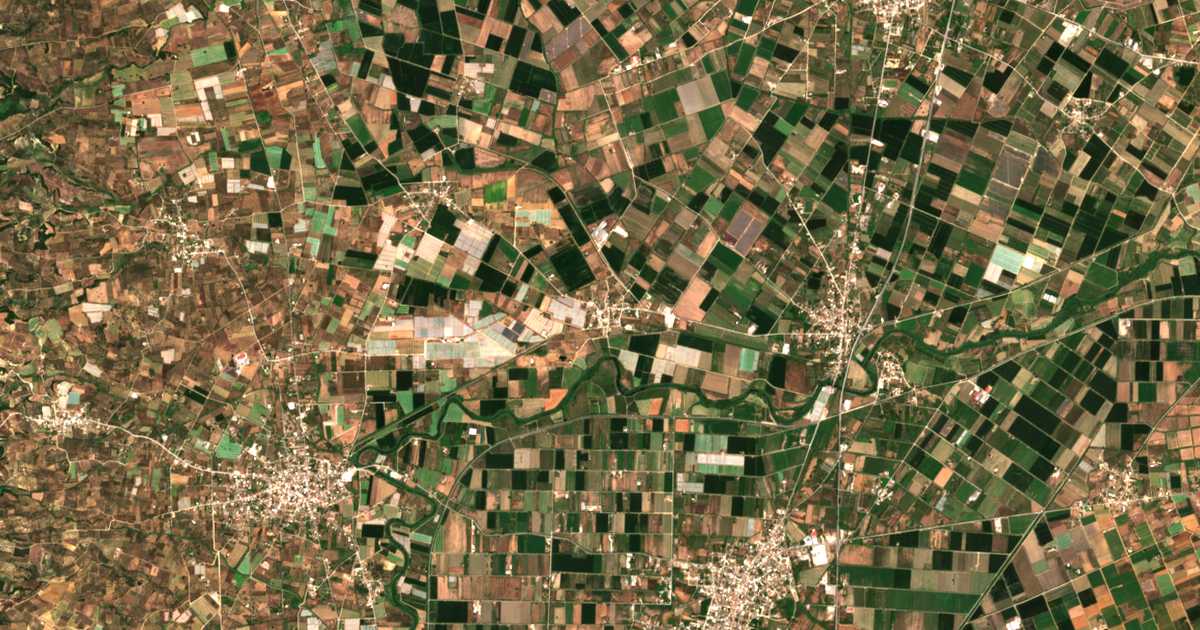 Hartă satelitară: Kardiakafti